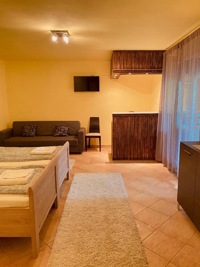 Sailor'S Apartman Siofok Bagian luar foto