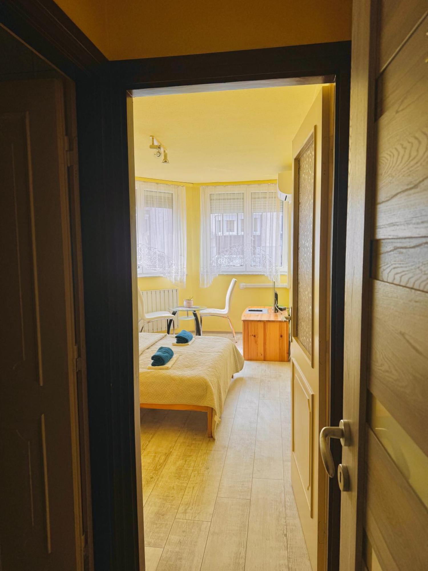 Sailor'S Apartman Siofok Bagian luar foto